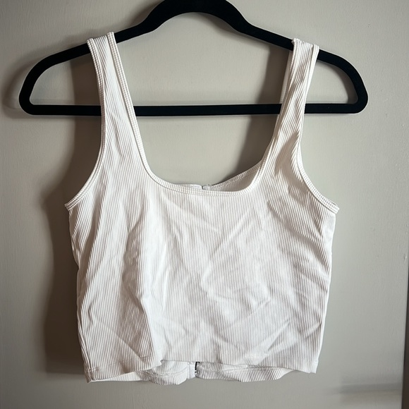 ABERCROMBIE & FITCH white tank top - Picture 2 of 2